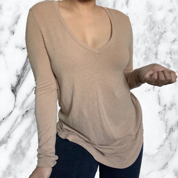 3 for $15 Forever 21 Tan V-Neck Long Sleeve - Picture 1 of 7